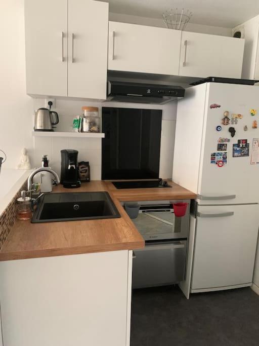 Appartement T2 En Bord De Mer Roquebrune-Cap-Martin Eksteriør bilde